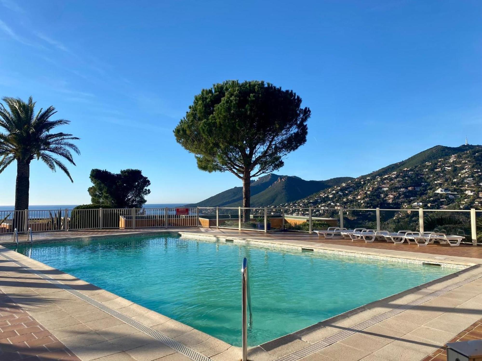 Vue Mer Et Jardin Théoule-sur-Mer Kültér fotó